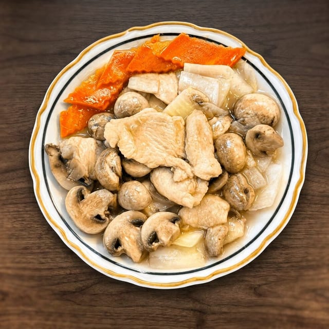 Moo Goo Gai Pan 蘑菇鸡片.