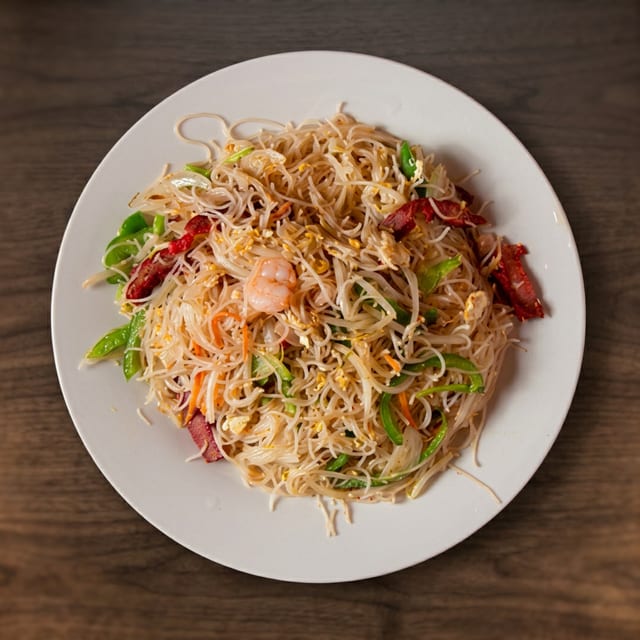 Cantonese Rice Noodle.